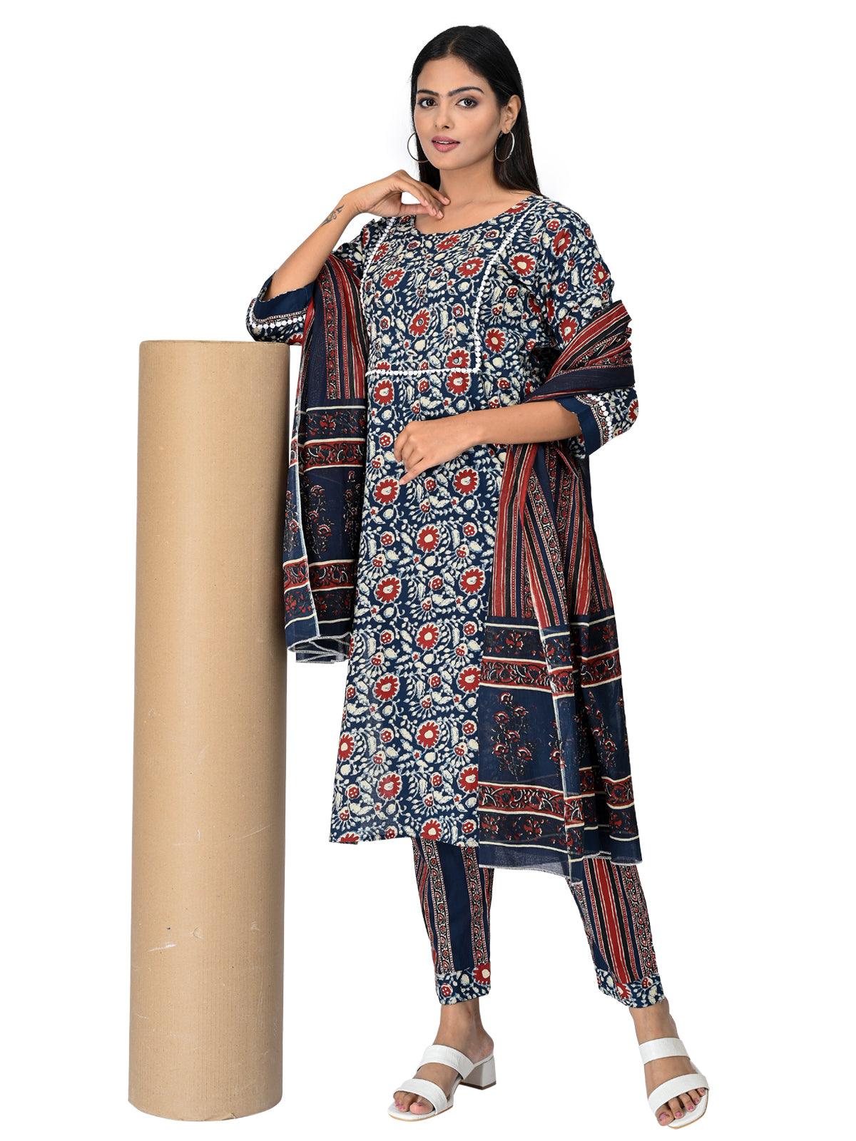 Navy Blue & Red Floral Printed Kurta Set with Dupatta